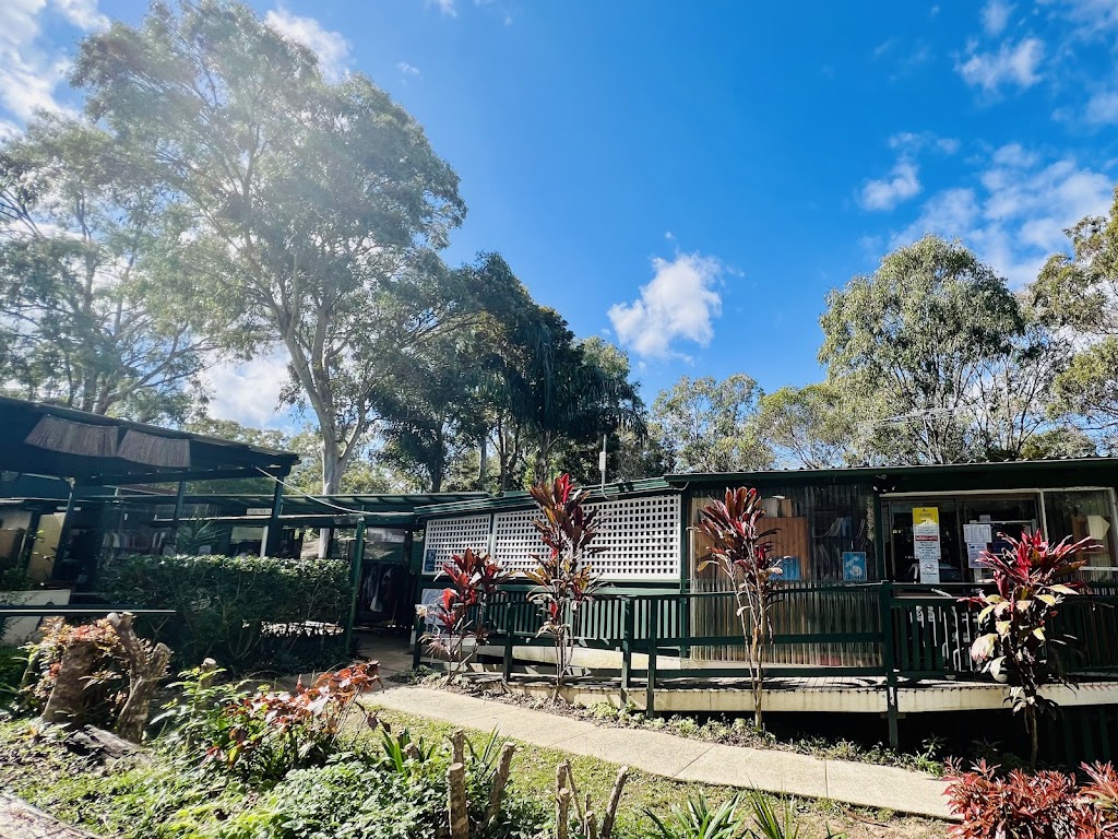 Macleay Island OP shop | 35 Southsea Terrace, Macleay Island QLD 4184, Australia | Phone: (07) 3409 5613