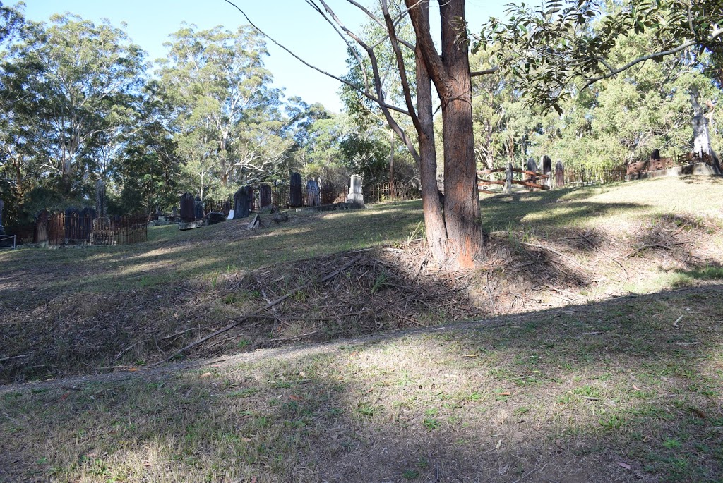 Mitchells Island Cemetery | 36 Leslies Ln, Mitchells Island NSW 2430, Australia | Phone: (02) 6592 5399