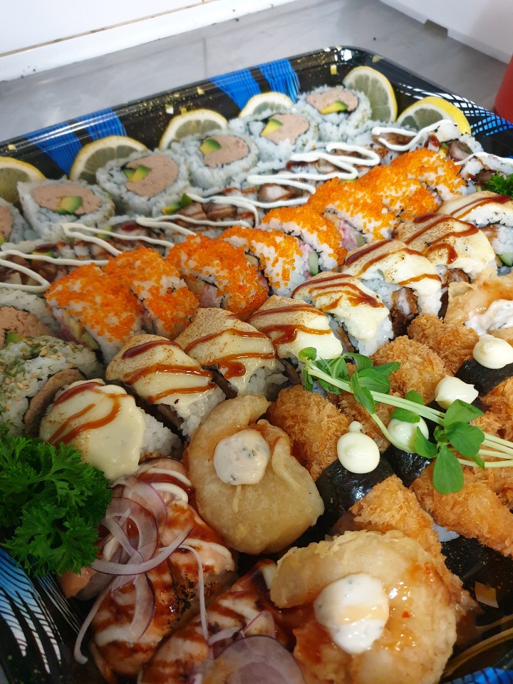 Sushi Table | restaurant | shop 101t/3-17 Breese Parade, Forster NSW 2428, Australia | 0410481512 OR +61 410 481 512