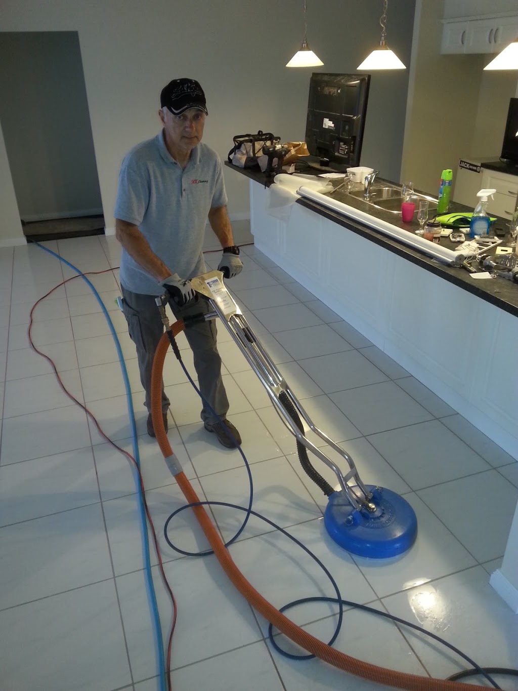 MK Cleaning - Carpet and Tile Cleaning | 20 Swansea Circuite, Gulfview Heights SA 5096, Australia | Phone: 0413 506 019