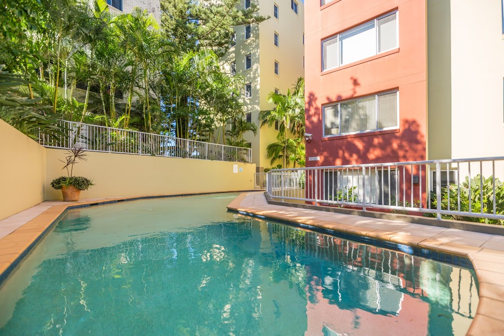 Ocean Blue | third floor Grandview Apartments, 3-7 Grandview St, East Ballina NSW 2478, Australia