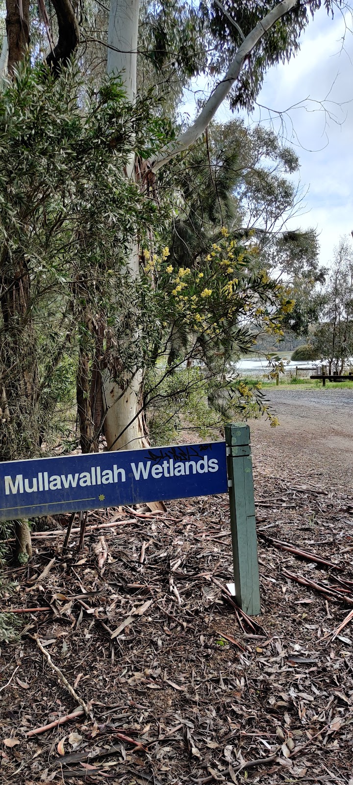 Lake Elijah | Lucas Ln, Lucas VIC 3350, Australia | Phone: 0412 886 039