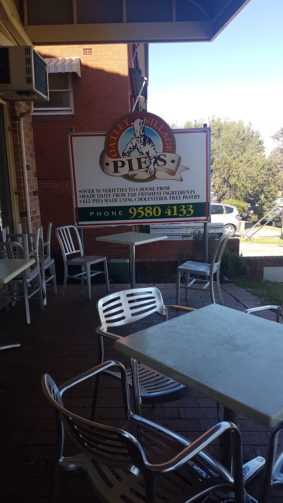 Oatley Village Pie Shop | bakery | 34 Oatley Ave, Oatley NSW 2223, Australia | 0295804133 OR +61 2 9580 4133