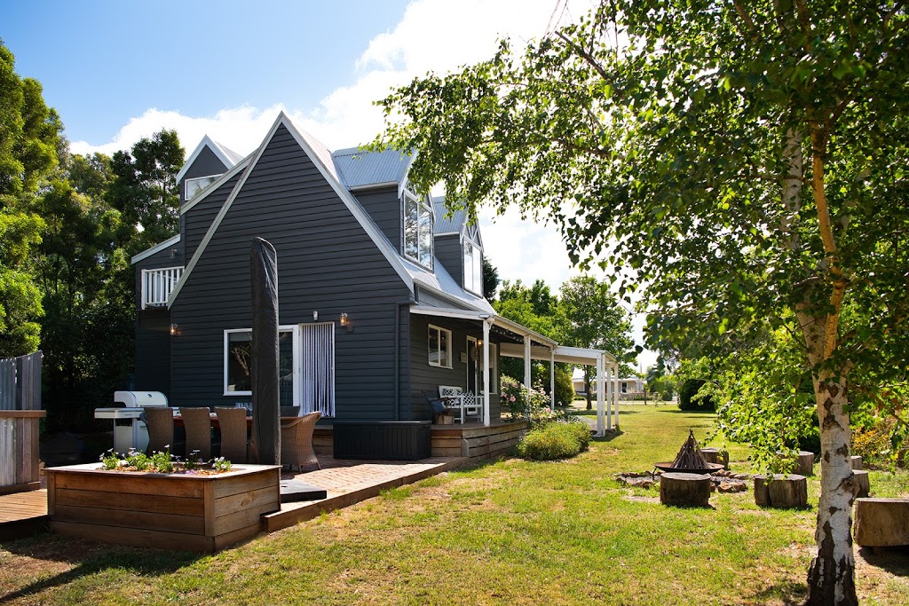 Daylesford Country Retreats | 86 East St, Daylesford VIC 3460, Australia | Phone: 0407 810 576