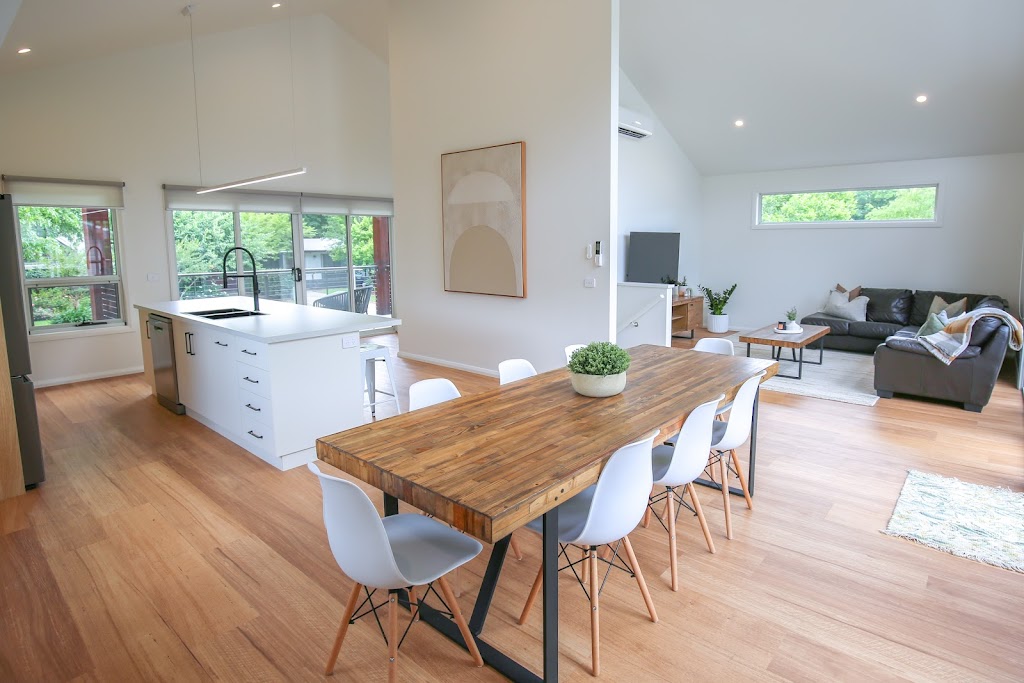 Toorak Treetop | 24 Toorak Rd, Bright VIC 3741, Australia | Phone: (03) 5759 2555