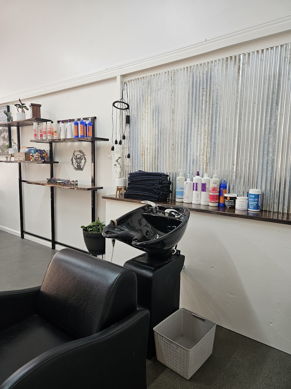 Halo Hair Studio by Amy | 49 Towong St, Tallangatta VIC 3700, Australia | Phone: 0437 330 940