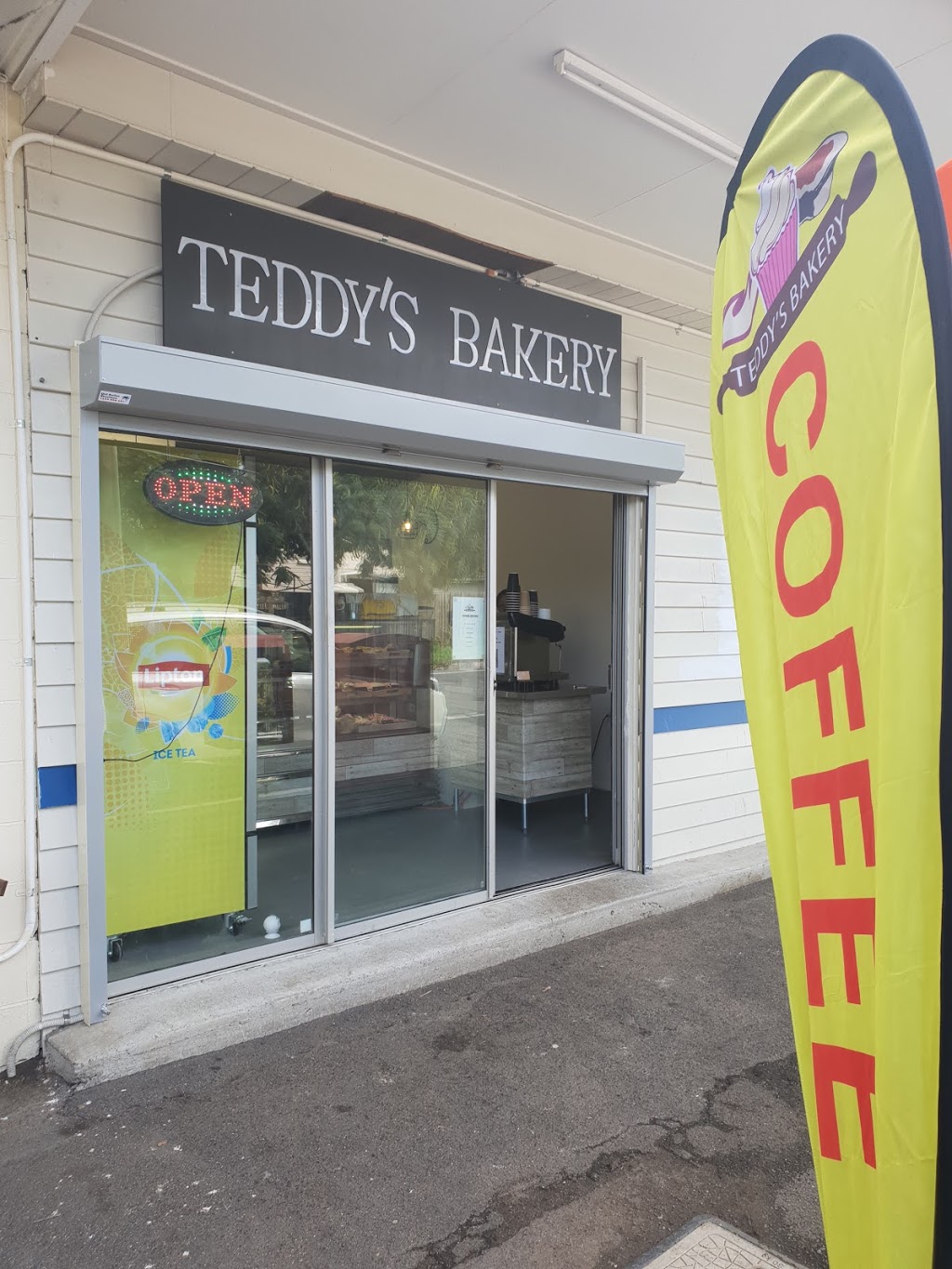 Teddy’s Bakery | bakery | 36 Gledson St, North Booval QLD 4304, Australia | 0481849081 OR +61 481 849 081