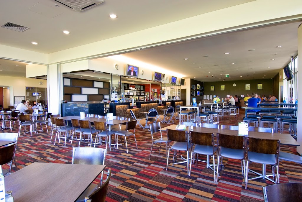 Club Glenvale | restaurant | 564 Boundary St, Glenvale QLD 4350, Australia | 0746331229 OR +61 7 4633 1229