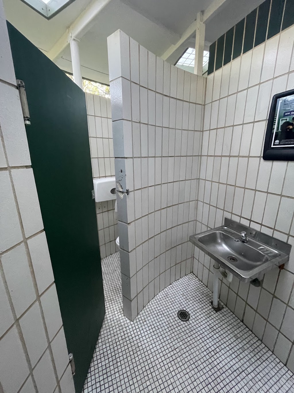 Public Toilet Balls Head Reserve, Waverton | Balls Head Dr, Waverton NSW 2060, Australia | Phone: (03) 9262 6333