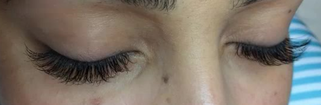 Eyelash Extensions by Virginia - Glamour Lash | Building 8/36 Aylesbury Dr, Altona VIC 3018, Australia | Phone: 0418 587 957