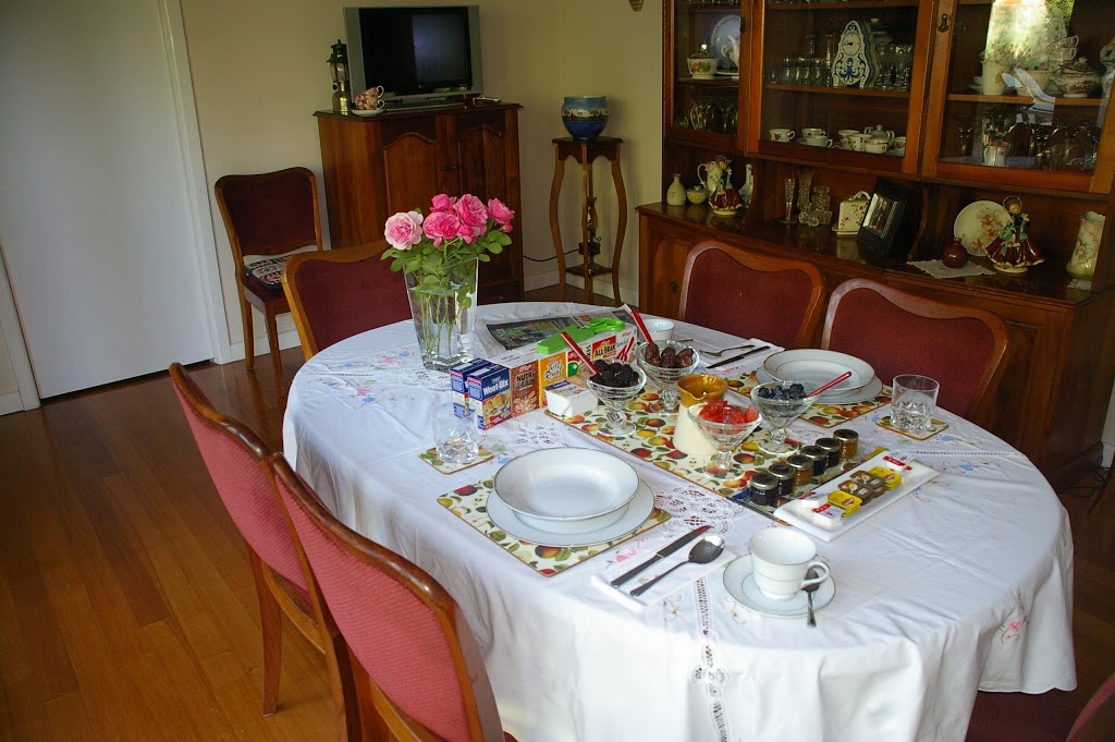 Fitzroy Bed and Breakfast | 45 St Georges Rd, Melbourne VIC 3068, Australia | Phone: (03) 9489 9661