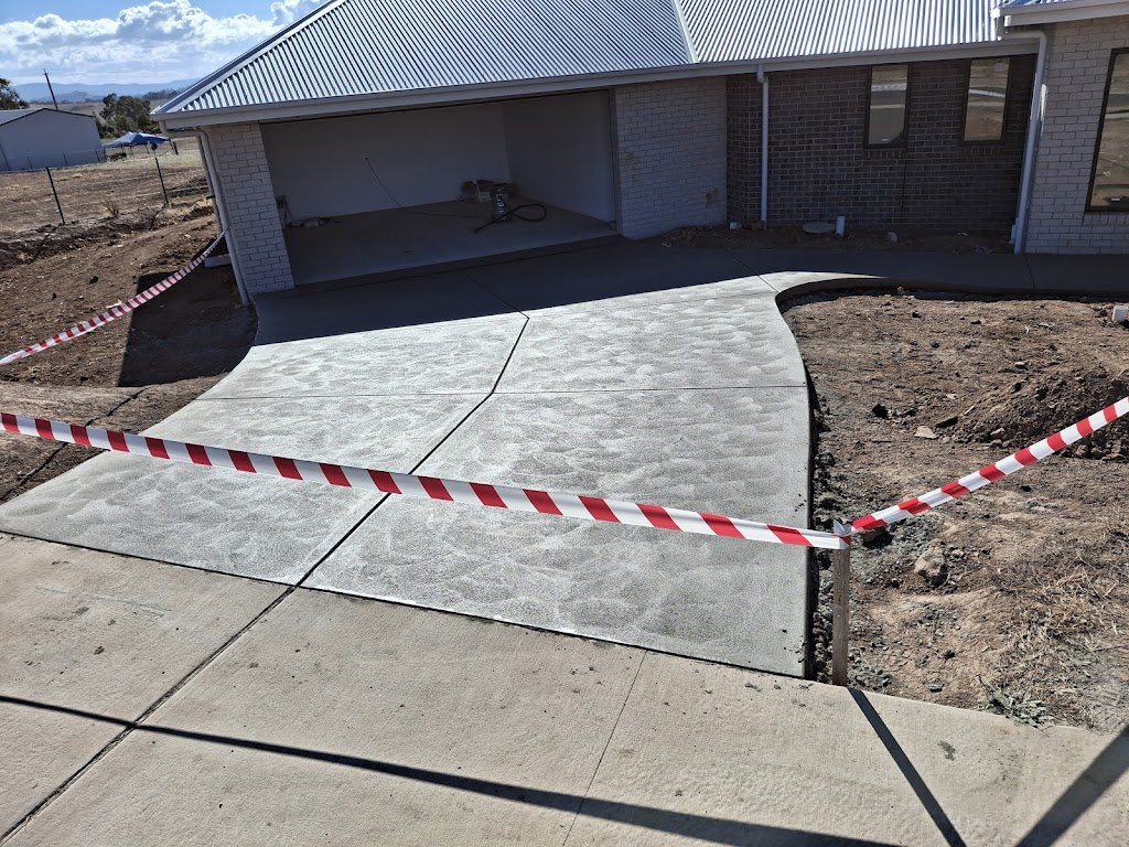 AJs Concreting Benalla | 74 Lowens Ln, Benalla VIC 3672, Australia | Phone: 0400 079 958