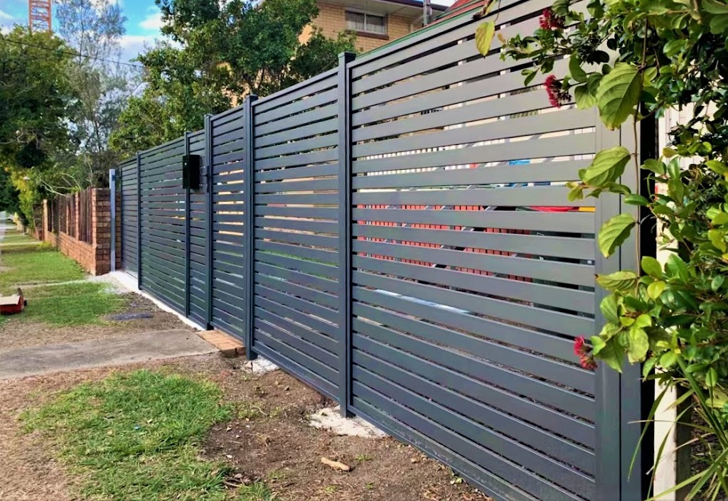 Heriton Fence ( Platinum Ocean International) | 62 Achievement Cres, Acacia Ridge QLD 4110, Australia | Phone: (07) 3736 0904