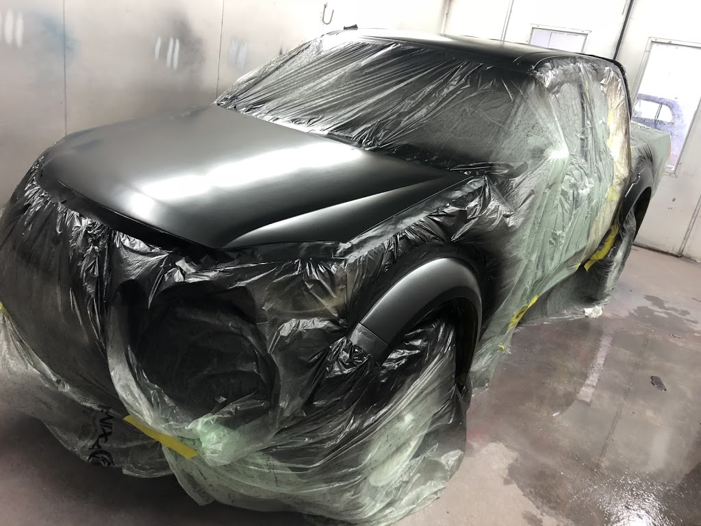 Mclaren’s Auto Refinishing | car repair | 4/18-20 Chapman Rd, Hackham SA 5163, Australia | 0497830237 OR +61 497 830 237