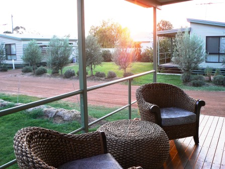 Cunnamulla Cabins & Caravan Park | 79 Emma St, Cunnamulla QLD 4490, Australia | Phone: 0407 785 785