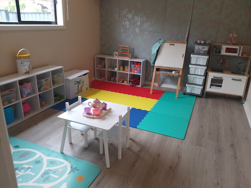 Little fingers family daycare | 4 Grove St, Mernda VIC 3754, Australia | Phone: 0424 162 412