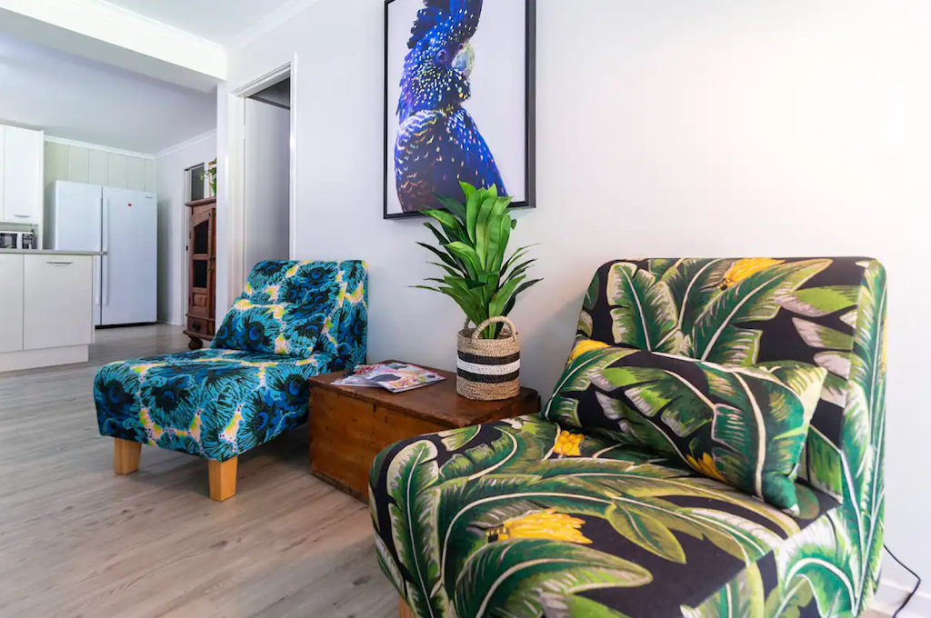 Winston Wallabies Urban Getaway | 125 Winston Rd, Sheldon QLD 4157, Australia | Phone: 0402 843 976