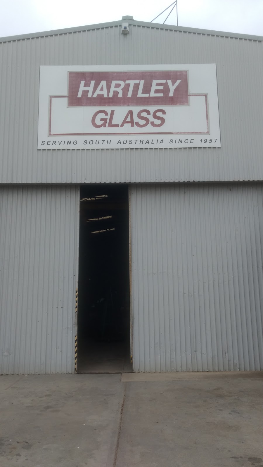 Hartley Glass Pty Ltd | store | 3 Staite St, Wingfield SA 5013, Australia | 1300260026 OR +61 1300 260 026