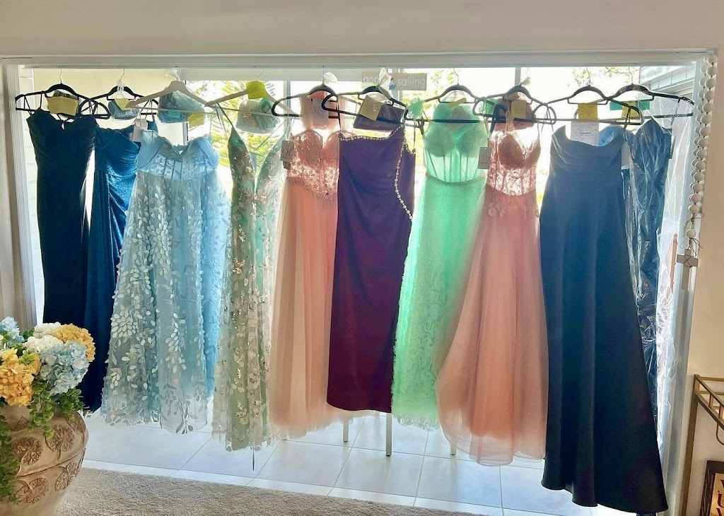 Heavenly Hems | Spanish Waters, Unit 4/500 Marine Parade, Biggera Waters QLD 4216, Australia | Phone: 0431 777 375
