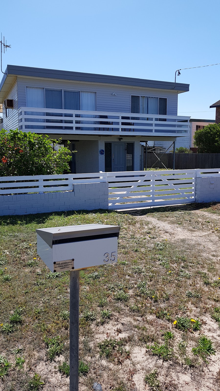 Sea Esta Beach House | lodging | 35 Manning St, Manning Point NSW 2430, Australia | 0408611223 OR +61 408 611 223