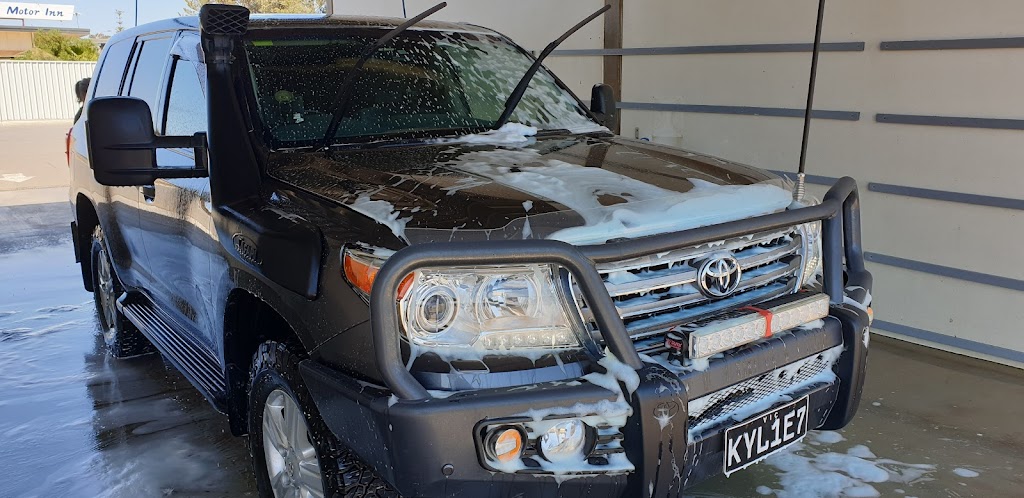 Ceduna Car & Truck Wash & DIY Dog Wash | 14 Kuhlmann St, Ceduna SA 5690, Australia | Phone: 0428 265 095