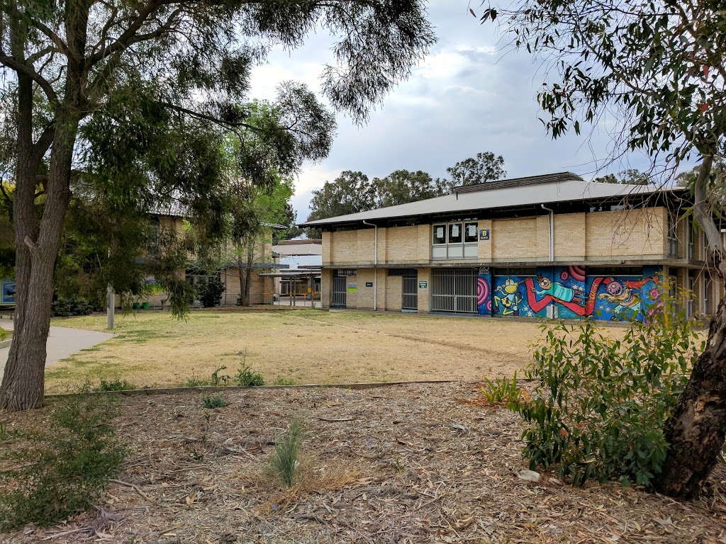 Willmot Public School | school | Discovery Ave, Willmot NSW 2770, Australia | 0296280222 OR +61 2 9628 0222