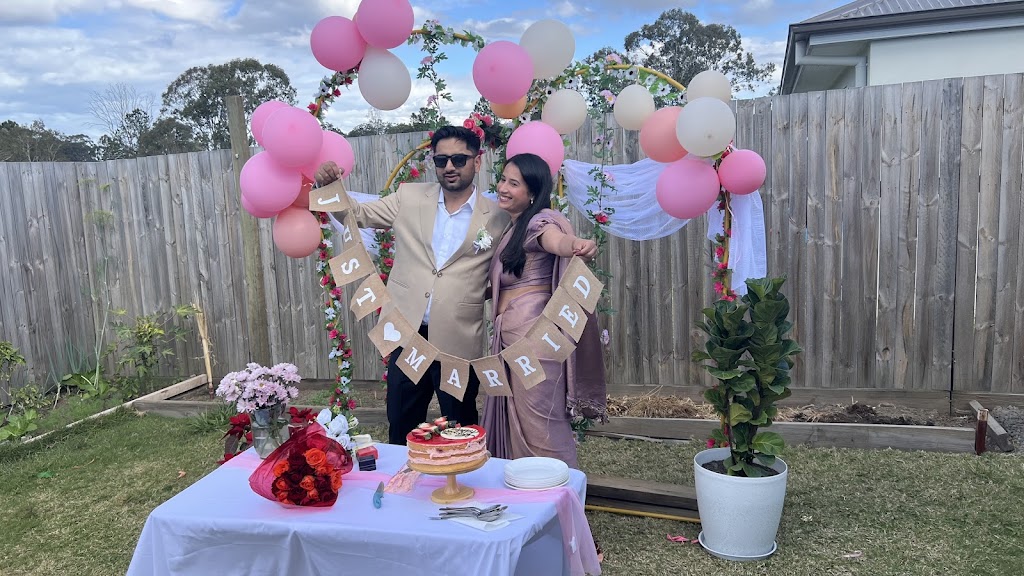 Ceremonies by Lynne | 32 Bearberry St, Banksia Beach QLD 4507, Australia | Phone: 0424 149 889