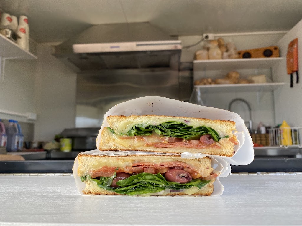 Port Albert Trader | 9 Wharf St, Port Albert VIC 3971, Australia | Phone: 0409 523 744