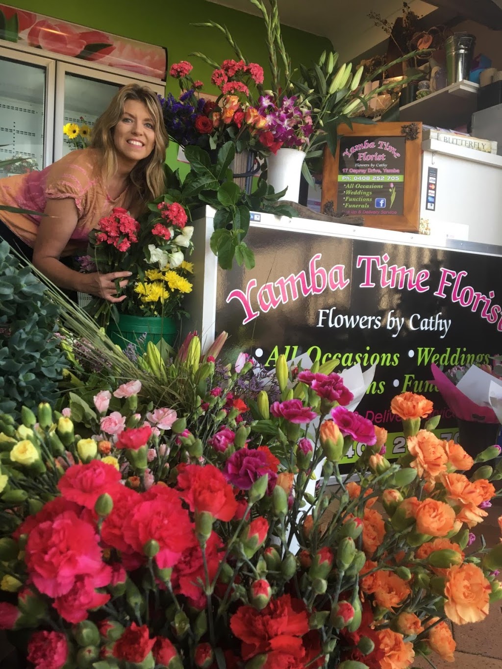 Yamba Time Florist | florist | 17 Osprey Dr, Yamba NSW 2464, Australia | 0408252705 OR +61 408 252 705