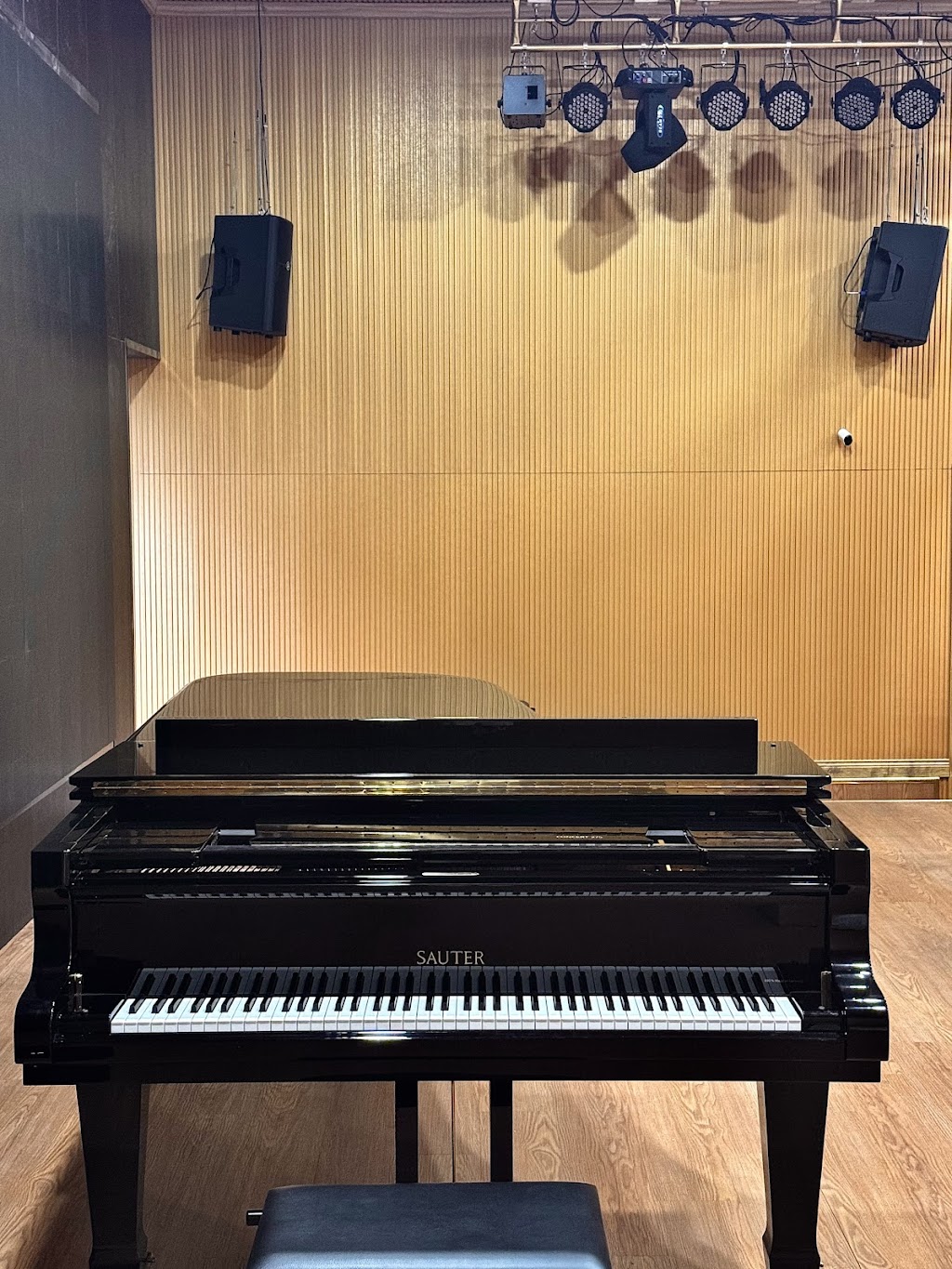 Australia Piano World | 8 Case St, Southport QLD 4215, Australia | Phone: (07) 5606 0199