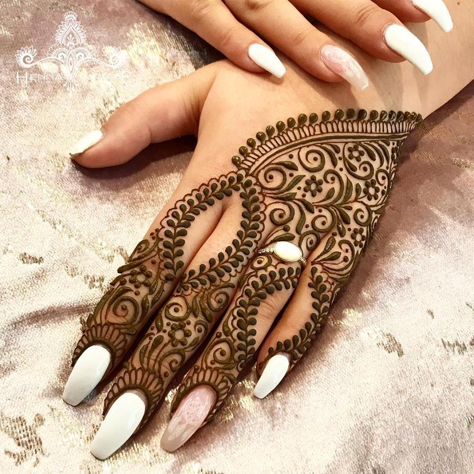 Henna paradise | 5 Glasswing St, Springfield Lakes QLD 4300, Australia | Phone: 0406 166 206