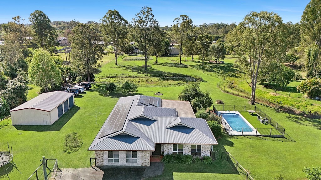 Trevor Hall Real Estate | 341 Markwell Rd, Caboolture QLD 4510, Australia | Phone: 0408 203 694
