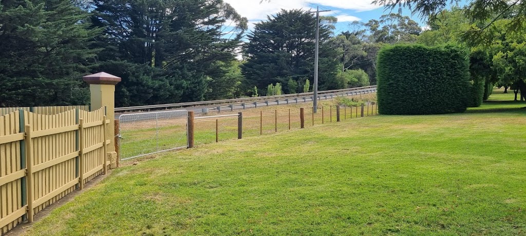 Euroka Fencing | 180 Navigator-Dunnstown Rd, Navigators VIC 3352, Australia | Phone: 0427 097 008