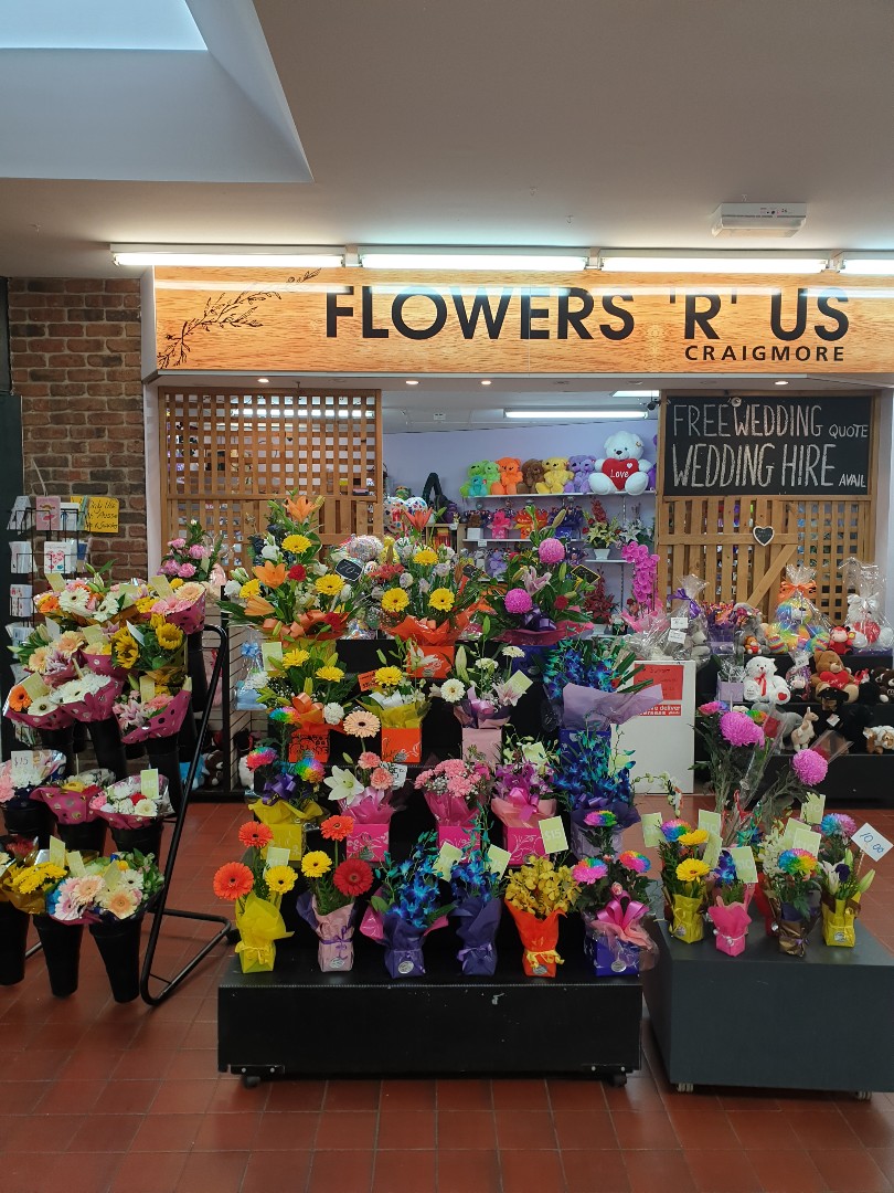 Craigmore Flowers r us | Shop 5/240 Yorktown Rd, Craigmore SA 5114, Australia | Phone: (08) 8252 5500