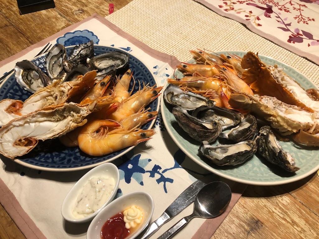 Malanda Seafood | 2/34 James St, Malanda QLD 4885, Australia | Phone: 0427 864 449