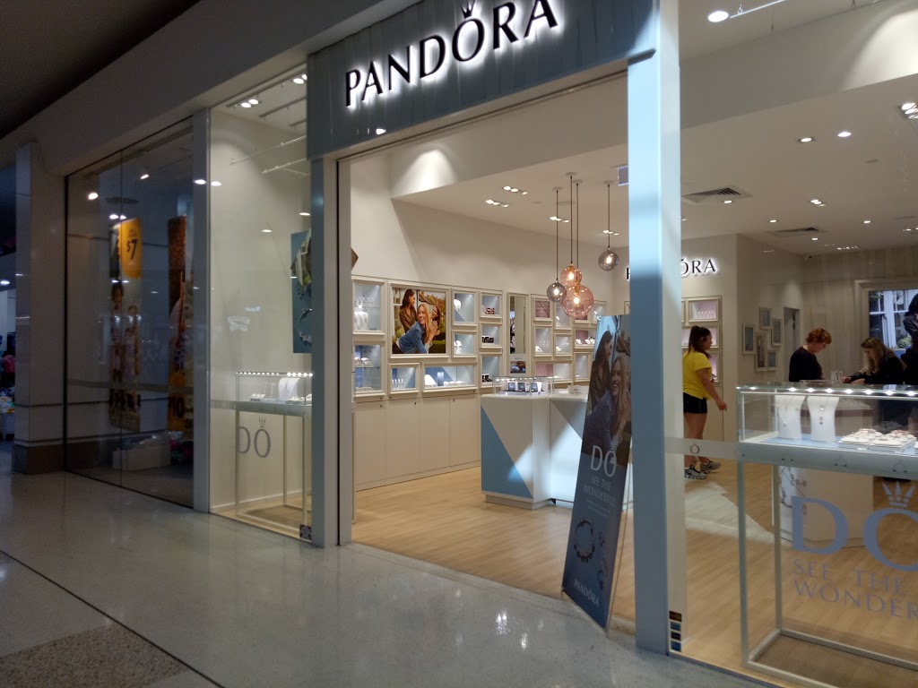 Pandora Airport West | jewelry store | Shop T112/29-35 Louis St, Airport West VIC 3042, Australia | 0393354039 OR +61 3 9335 4039
