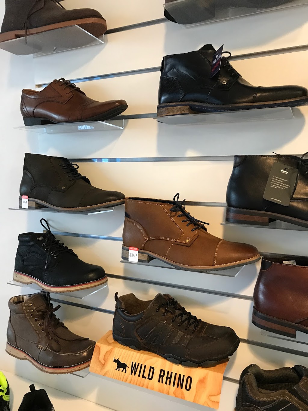 Daylesford Shoes | 5 Park Ln, Daylesford VIC 3460, Australia | Phone: 0404 866 713