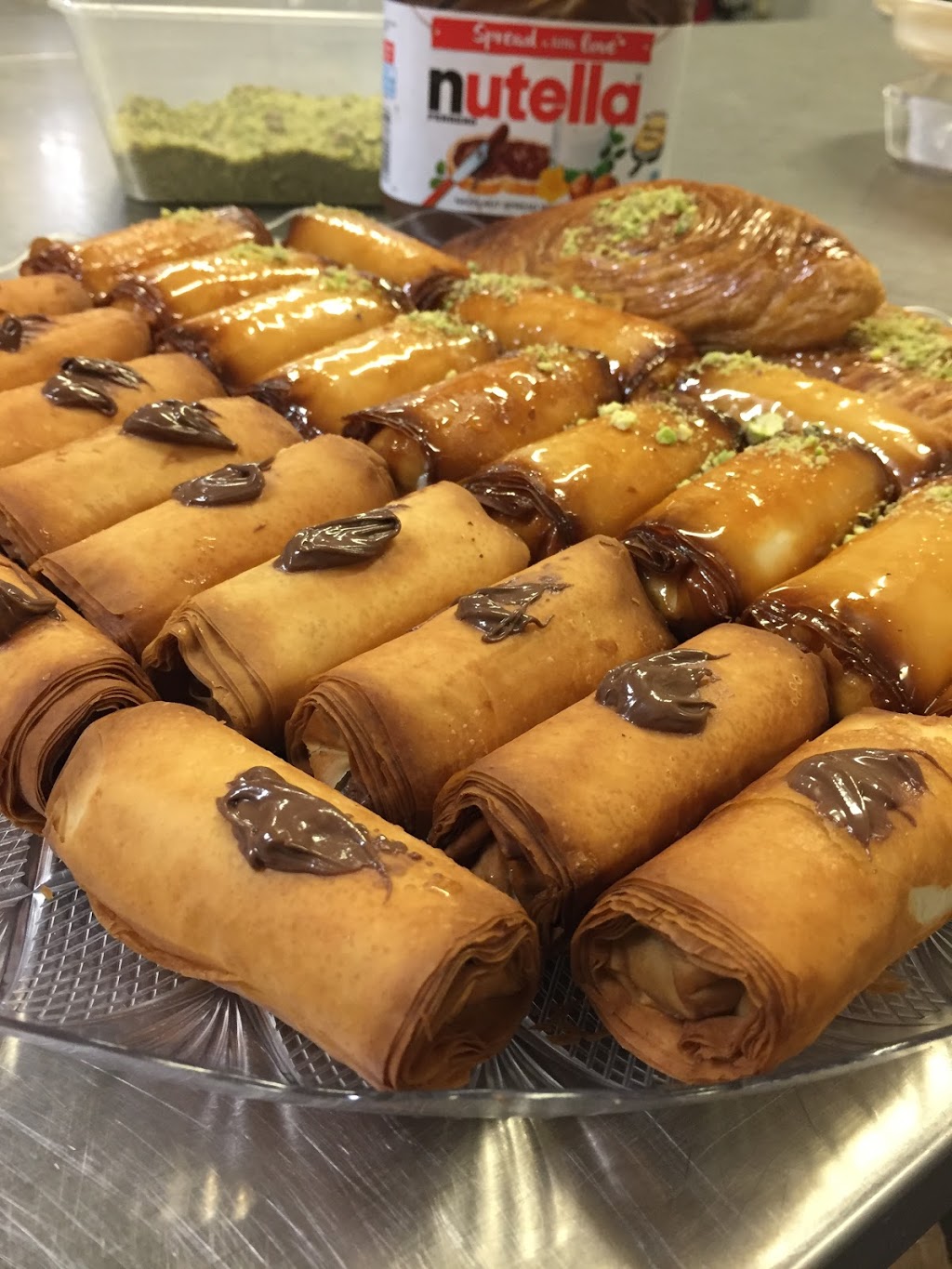 Ammoun Sweet Shop | bakery | 972 Hume Hwy, Bass Hill NSW 2197, Australia | 0287641676 OR +61 2 8764 1676