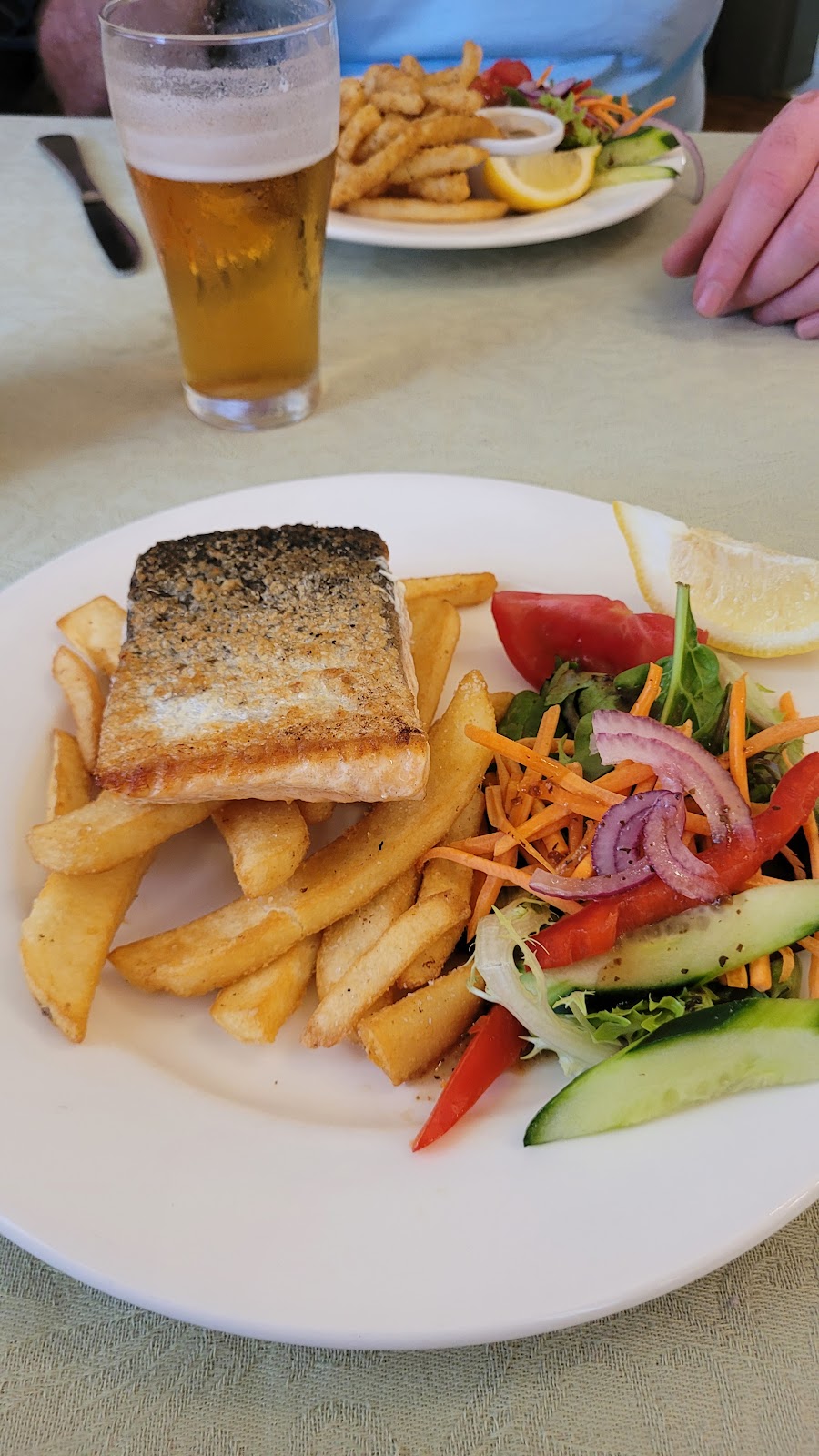 Terminus Hotel Tocumwal | 88-92 Deniliquin Rd, Tocumwal NSW 2714, Australia | Phone: (03) 5874 2015
