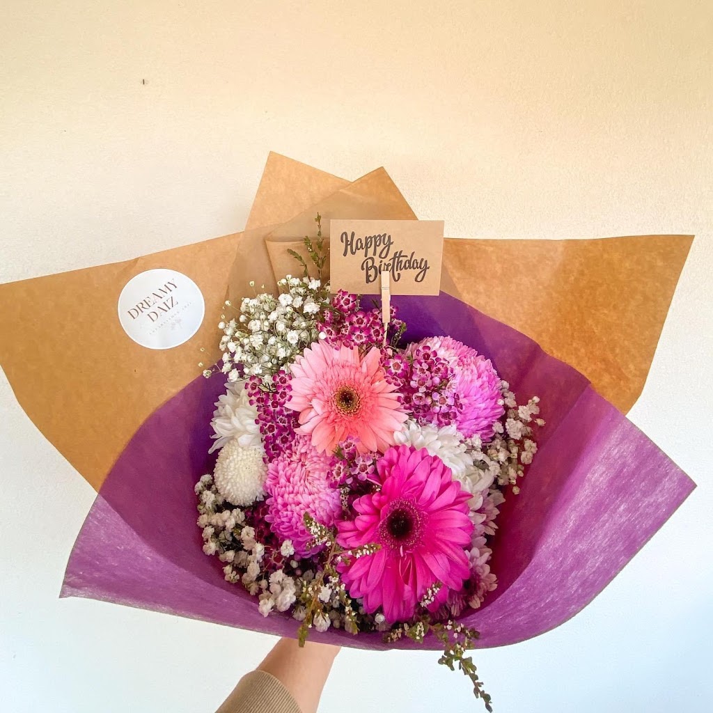 Dreamy Daiz | florist | 63 Cant Rd, Barmera SA 5345, Australia | 0487443499 OR +61 487 443 499