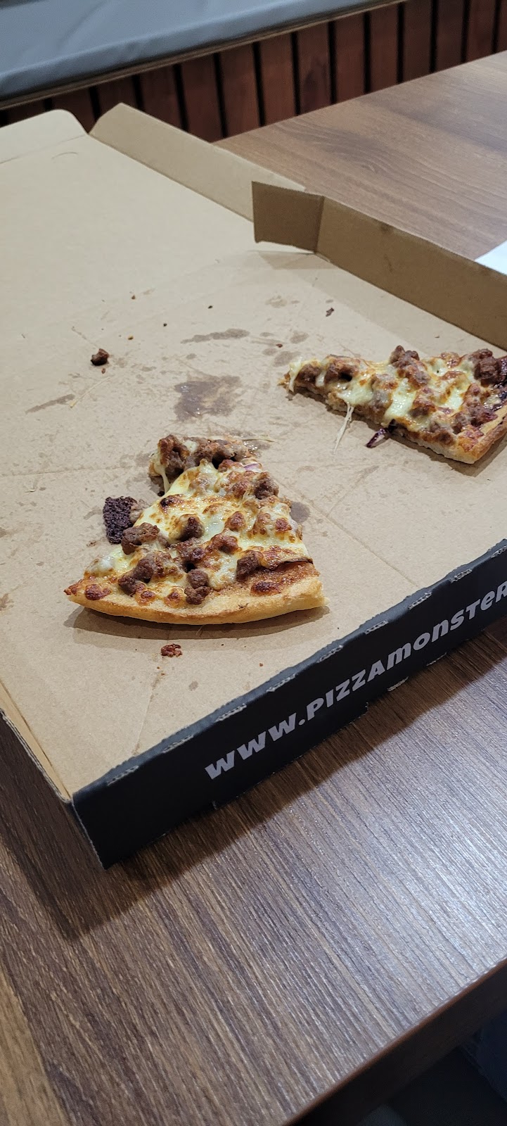 Pizza Monster | 127 Macquarie St, Dubbo NSW 2830, Australia | Phone: (02) 6882 8229