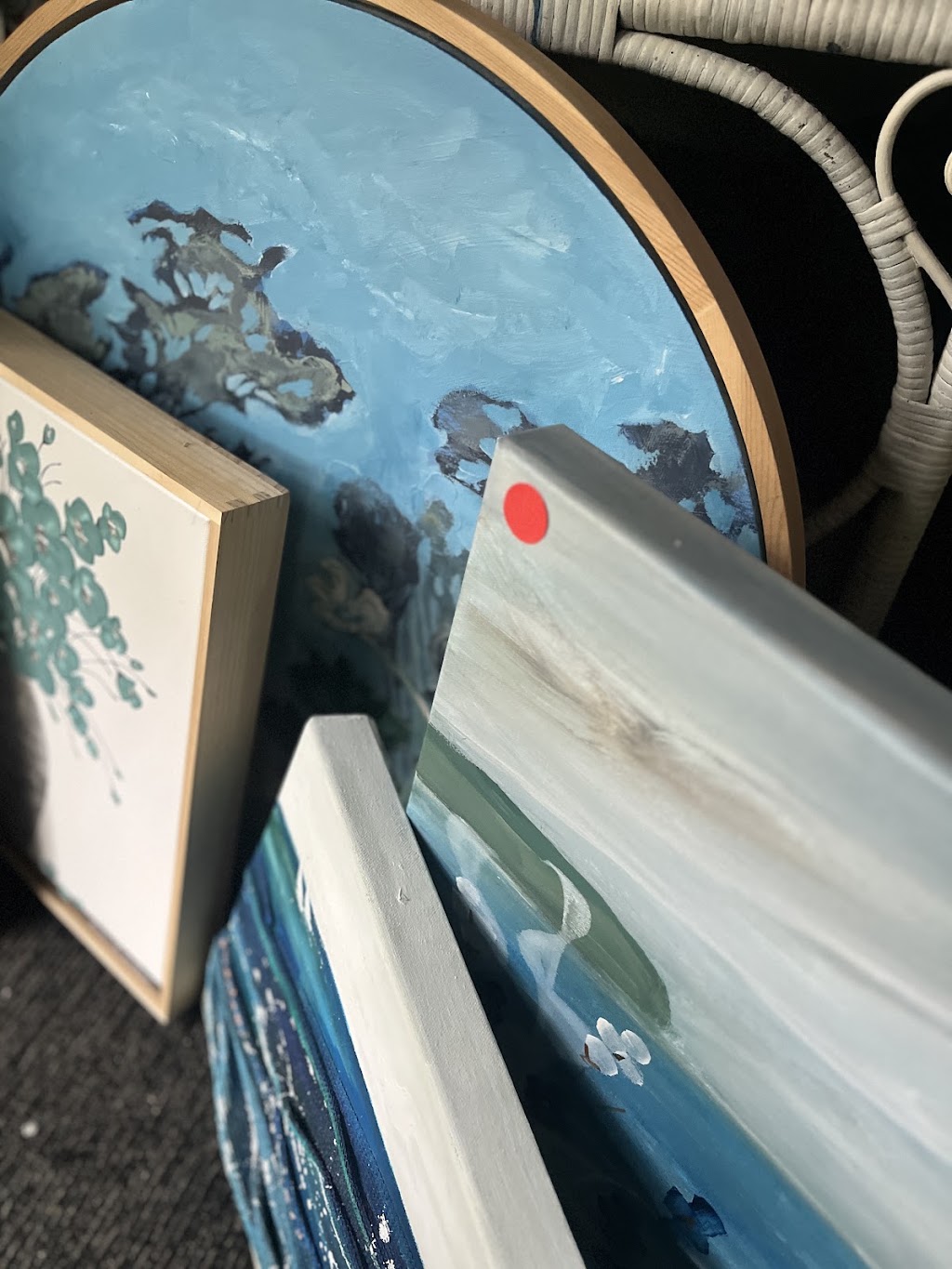 Naomi Crowther Artist | 33 Newth Pl, Surf Beach NSW 2536, Australia | Phone: 0418 974 455