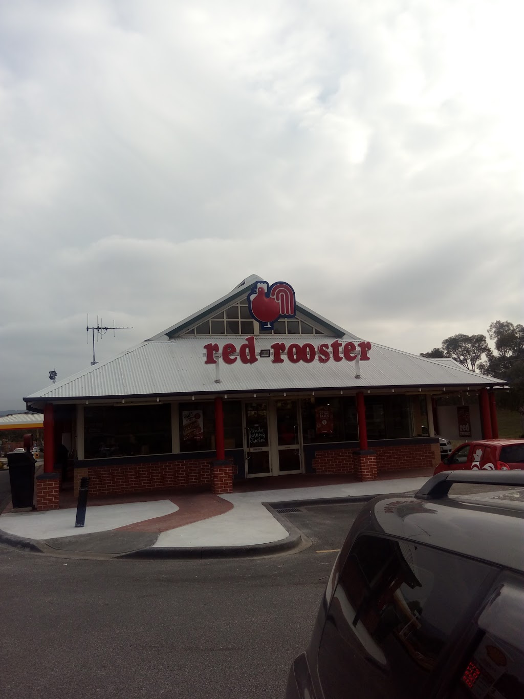 Red Rooster | Langdon Ave & Rylah Cres, Wanniassa ACT 2903, Australia | Phone: (02) 6296 3180