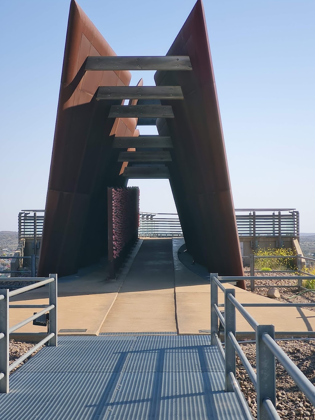 Line of Lode Miners Memorial | tourist attraction | Federation Way, Broken Hill NSW 2880, Australia | 0880803560 OR +61 8 8080 3560