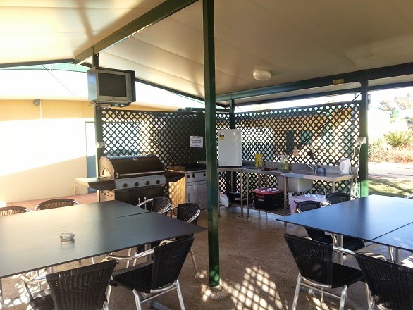 MOTEL CARNARVON ROMA | 18 Northern Rd, Roma QLD 4455, Australia | Phone: 1800 621 155