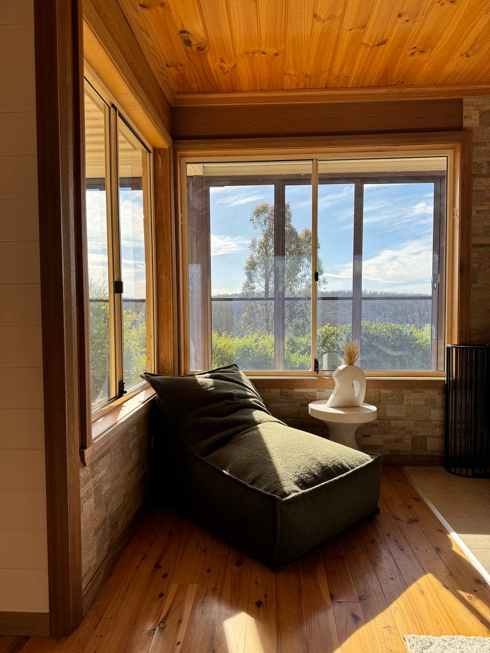 Nunyara Retreat - A Lithgow Seven Valleys Luxury Accommodation | 86 Valley View Rd, Dargan NSW 2786, Australia | Phone: 0403 597 207