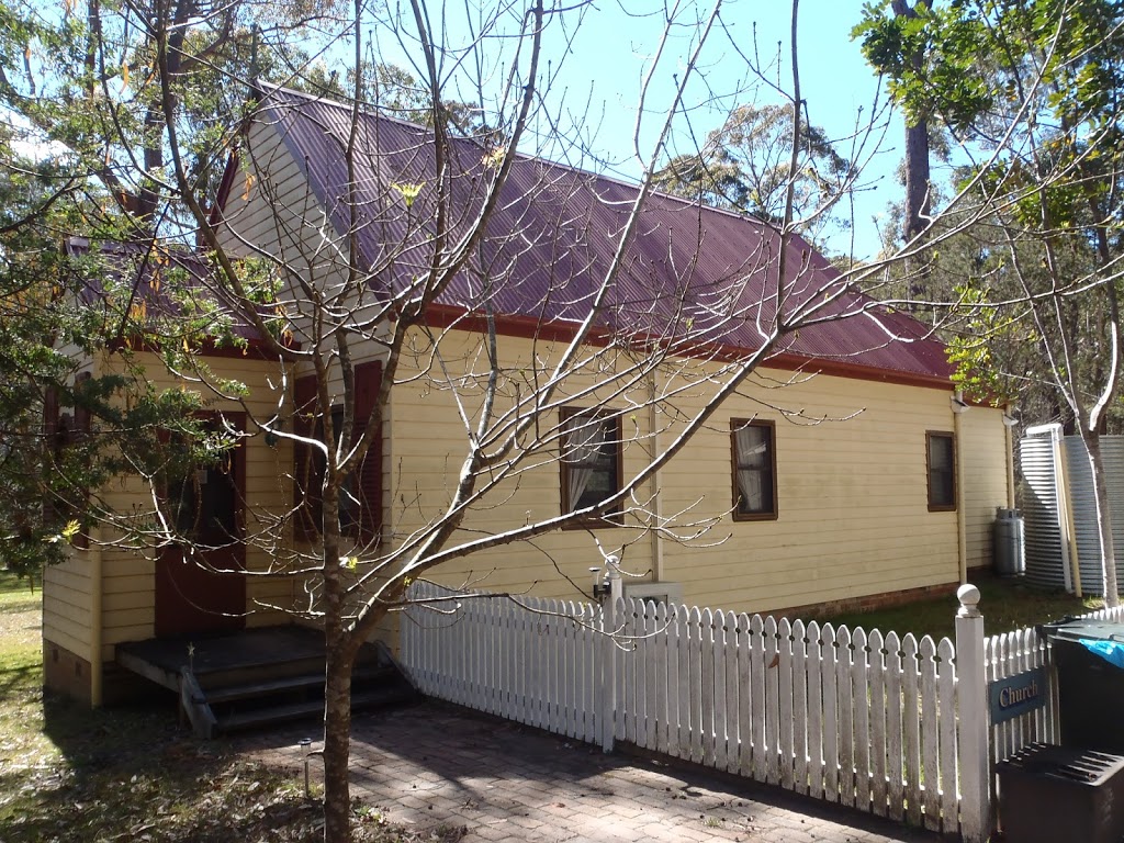 Jervis Bay Retreat | 21 Pritchard Ave, Woollamia NSW 2540, Australia | Phone: (02) 4441 6108