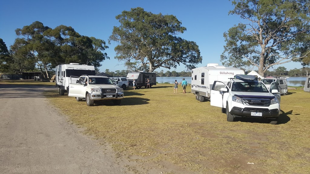 Cockatoo Lake Campsite | Lochaber SA 5271, Australia