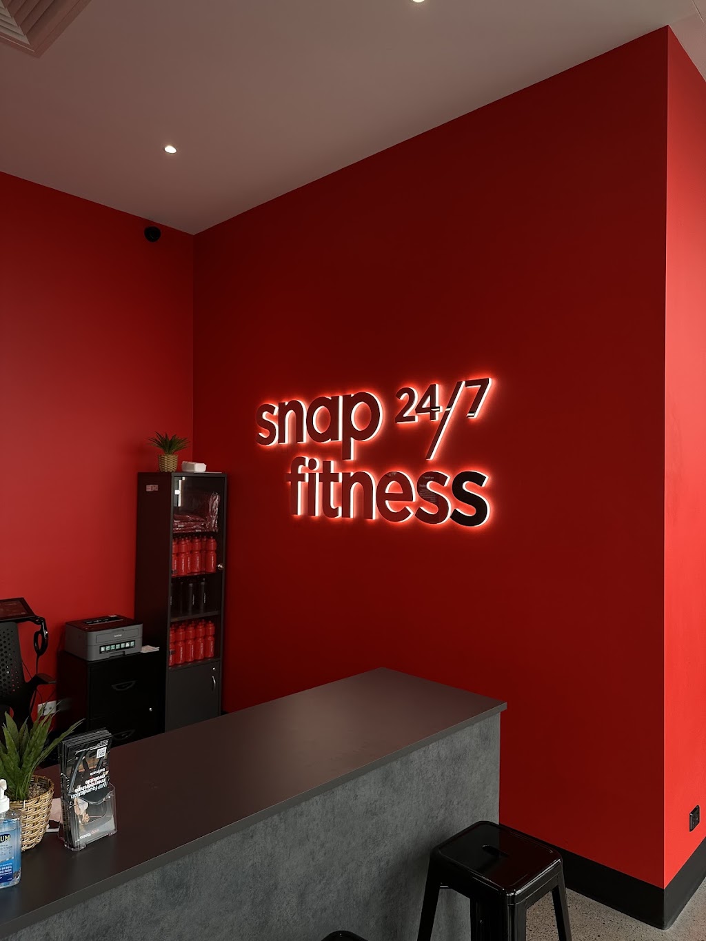 Snap Fitness 24/7 Bellmere | Woolworths Bellmere, Shop T13/96-110 Bellmere Rd, Bellmere QLD 4510, Australia | Phone: 0499 565 564