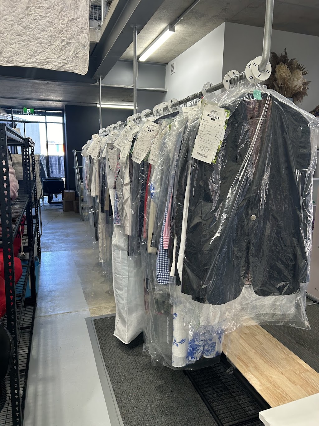 HBE Eco Laundry | Unit 14/17 Pikkat Dr, Braemar NSW 2575, Australia | Phone: (02) 4872 1799